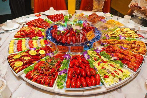 豪橫1888元吃20斤不同口味！這里的小龍蝦太太太好吃了——豪味來